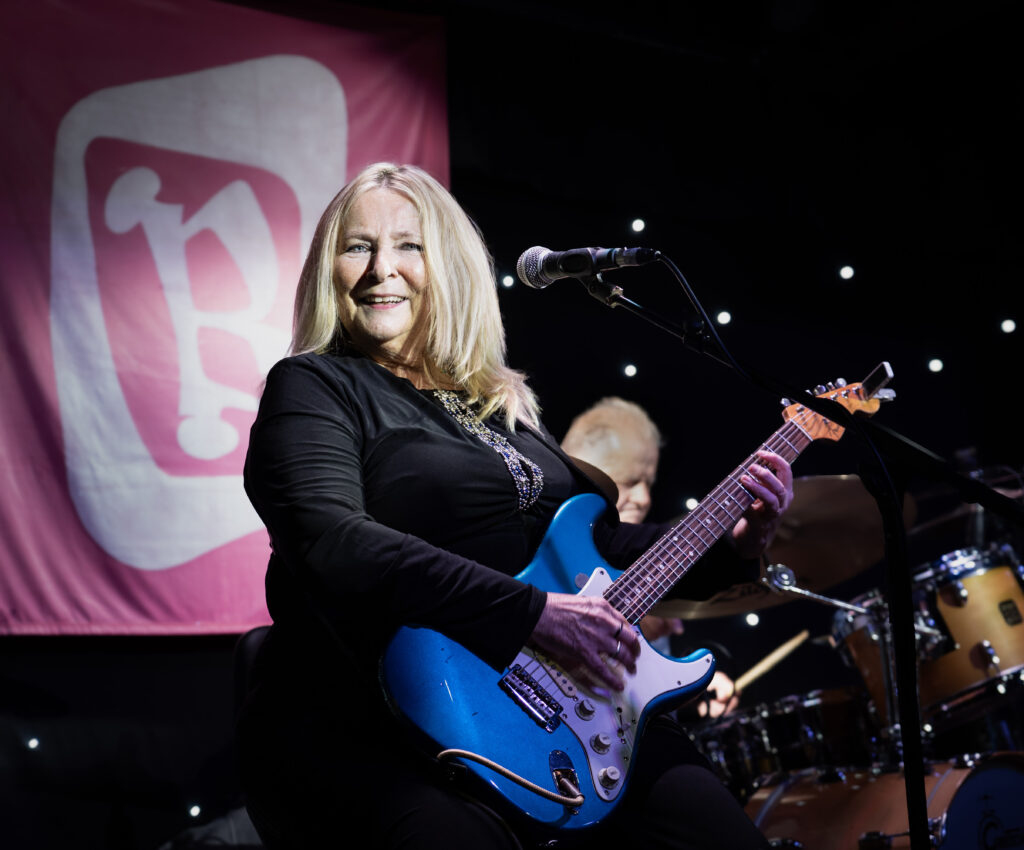 Val Cowell
